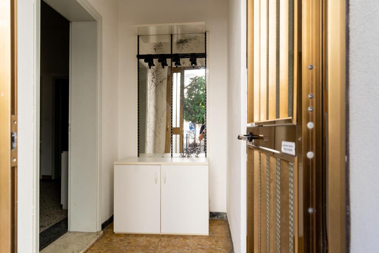 Zenith Apartment Lido di Jesolo Luaran gambar
