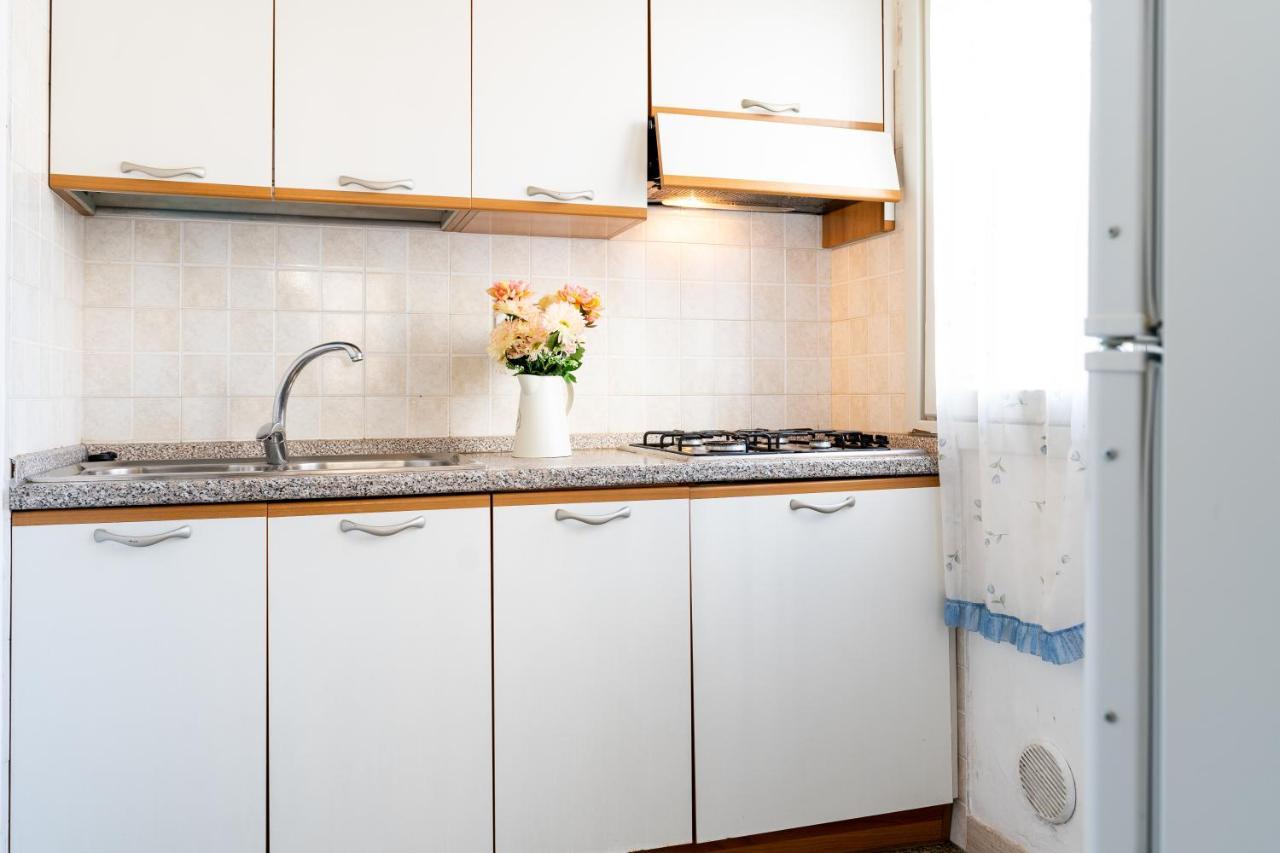 Zenith Apartment Lido di Jesolo Luaran gambar