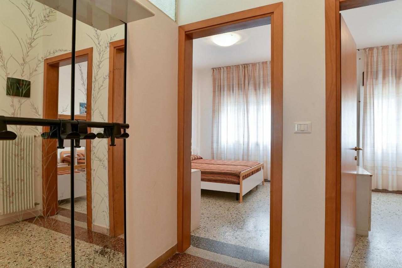 Zenith Apartment Lido di Jesolo Luaran gambar